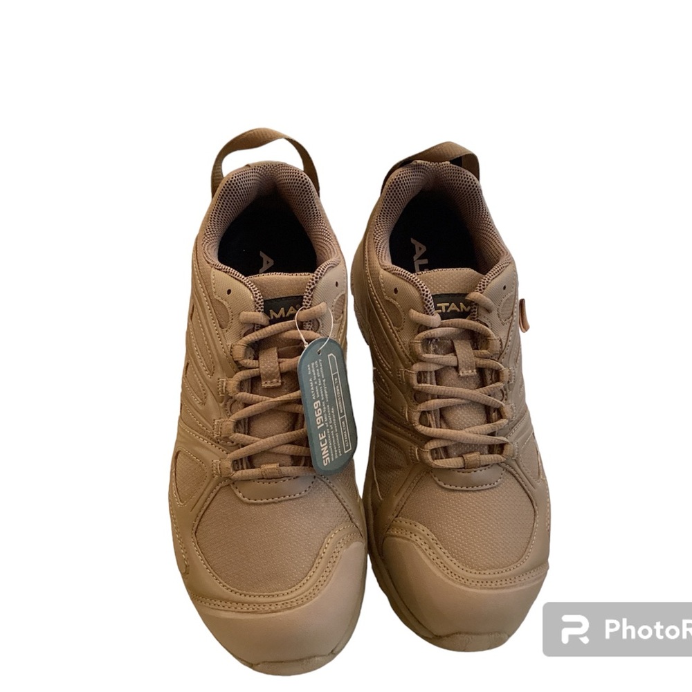 Altama Men’s BK Maritime Shoe , Size 9.5 US. Light Brown .Low QTR. New In B…